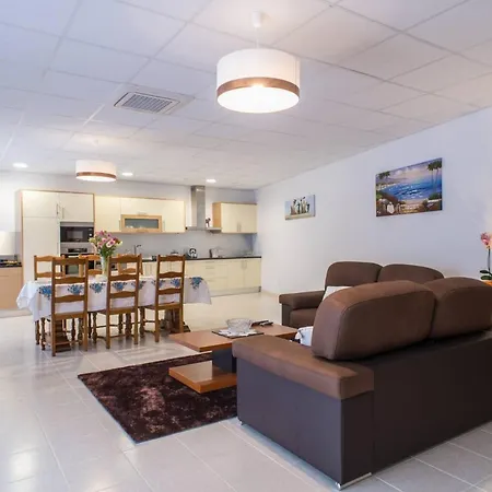 Charming House In Boa Vista With Private Pool