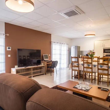 Charming House In Boa Vista With Private Pool Semesterbostad Boa Vista (Leiria)