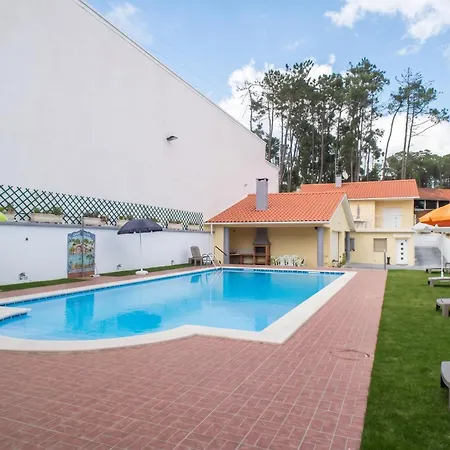 Semesterbostad Charming House In Boa Vista With Private Pool Boa Vista (Leiria)