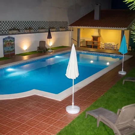 Charming House In Boa Vista With Private Pool * Boa Vista (Leiria)