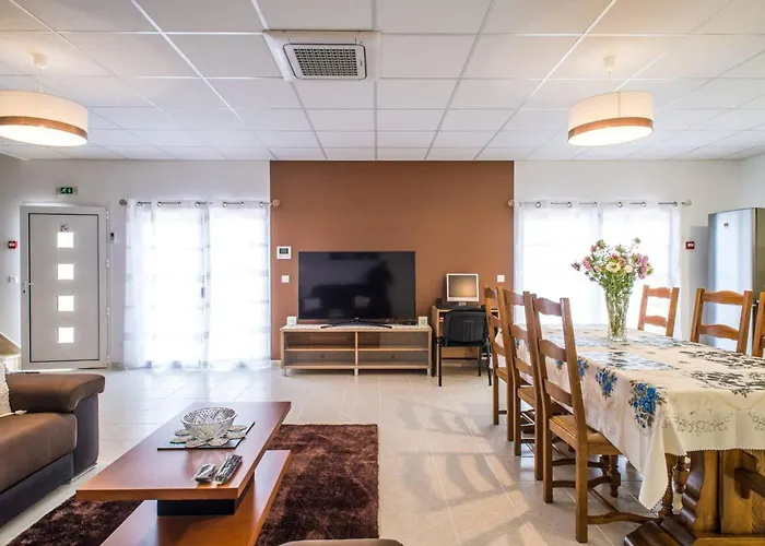 Charming House In Boa Vista With Private Pool